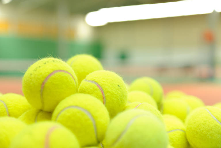 Tenisové kurty k pronájmu